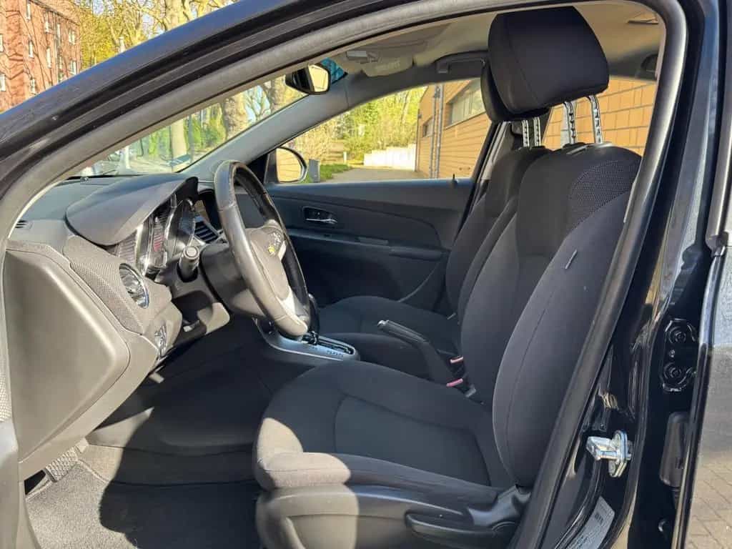 Chevrolet Cruze Hatchback LTZ/AUTOMATIK/104TKM/NAVI/GEPFLE 09/2012-photo-8