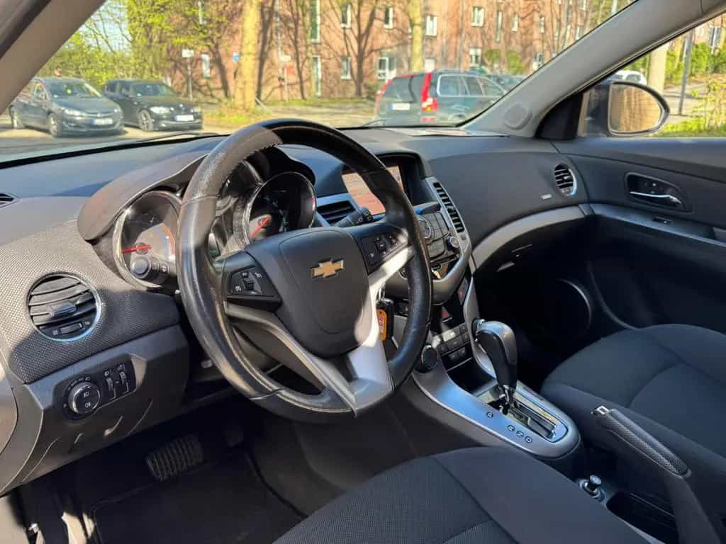 Chevrolet Cruze Hatchback LTZ/AUTOMATIK/104TKM/NAVI/GEPFLE 09/2012-photo-9