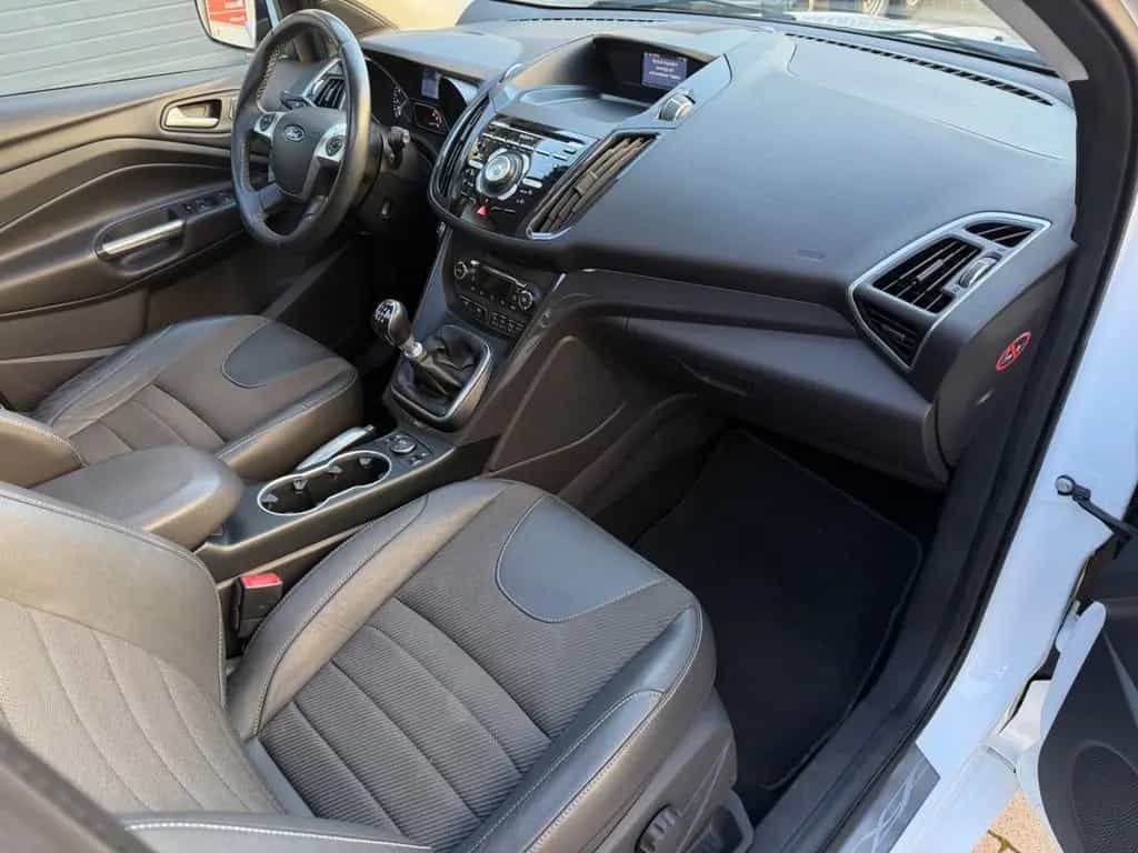 Ford Kuga Sport 2. Hand Panorama Tüv Neu Xenon AHK 12/2014-photo-10