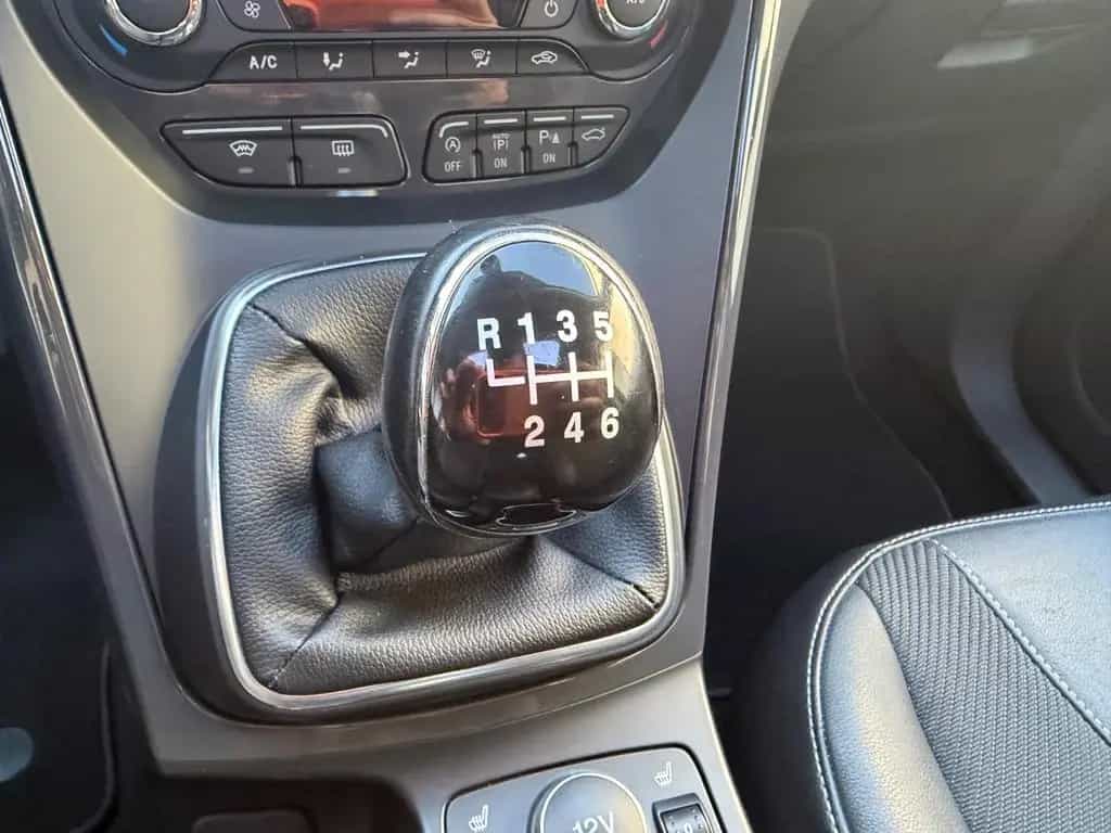 Ford Kuga Sport 2. Hand Panorama Tüv Neu Xenon AHK 12/2014-photo-30