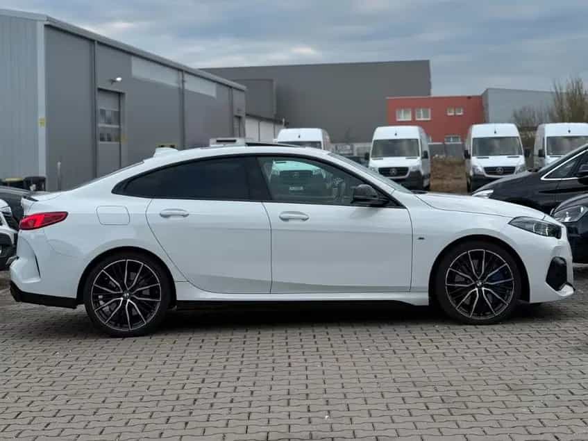 BMW M235 i Gran Coupe xDrive*BCM*S-HEFT*SHZ*PANO 02/2021-photo-4