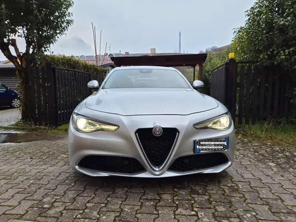 Alfa Romeo Giulia 2.2 Turbodiesel 160 CV AT8 Exe 11/2020-photo-0