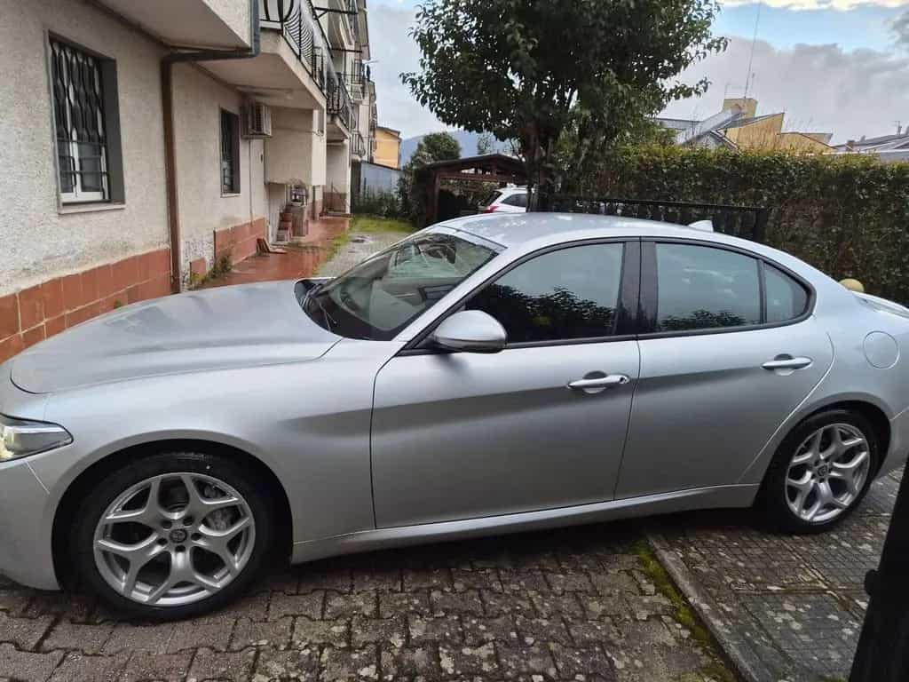 Alfa Romeo Giulia 2.2 Turbodiesel 160 CV AT8 Exe 11/2020-photo-6