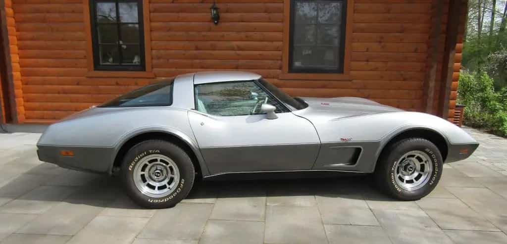 Corvette C3 Anniversary Silver Edition, 224PS 12/1978-photo-13
