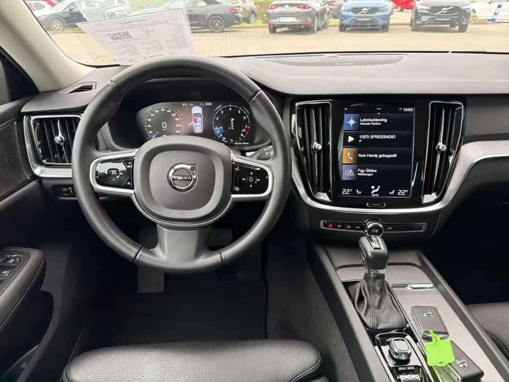 Volvo V60 T5 Inscription StandHZG Leder HarmanKardon L 03/2019-photo-11