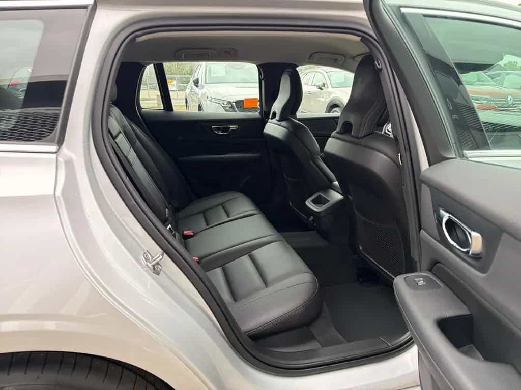 Volvo V60 T5 Inscription StandHZG Leder HarmanKardon L 03/2019-photo-14
