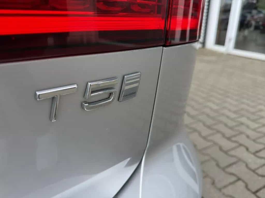 Volvo V60 T5 Inscription StandHZG Leder HarmanKardon L 03/2019-photo-19