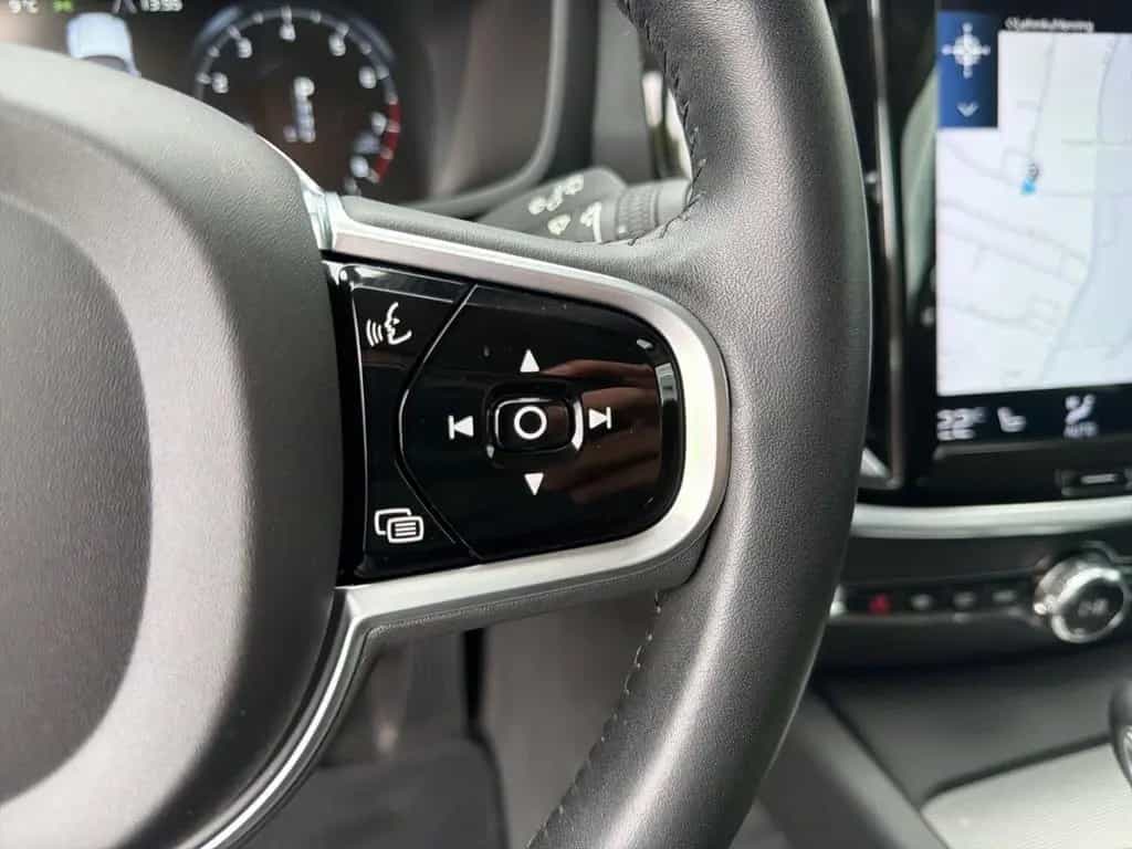 Volvo V60 T5 Inscription StandHZG Leder HarmanKardon L 03/2019-photo-25