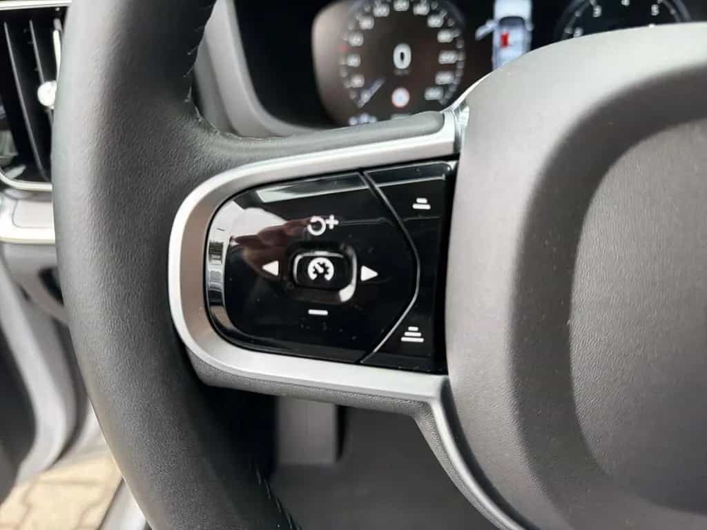 Volvo V60 T5 Inscription StandHZG Leder HarmanKardon L 03/2019-photo-26