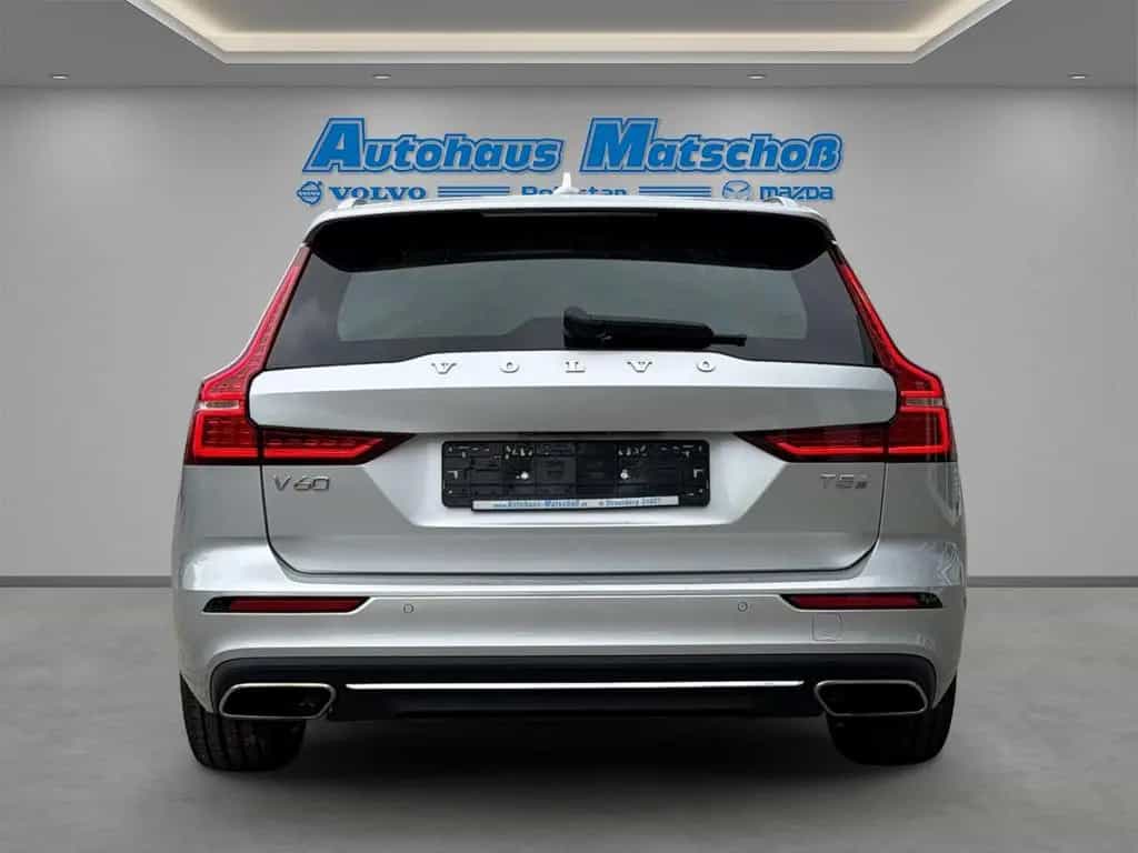 Volvo V60 T5 Inscription StandHZG Leder HarmanKardon L 03/2019-photo-3