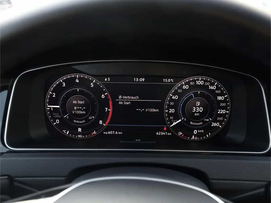 Volkswagen Golf VII R-LINE HIGHLINE TSI DSG DCC LED NAVI 06/2017-photo-16