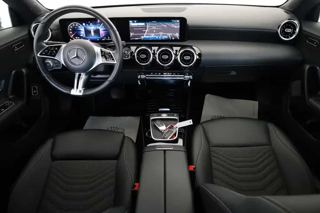 Mercedes-Benz CLA-Class d Coupè,T.Leder,Navi,Kamera,SH,Facelift! 09/2023-photo-2