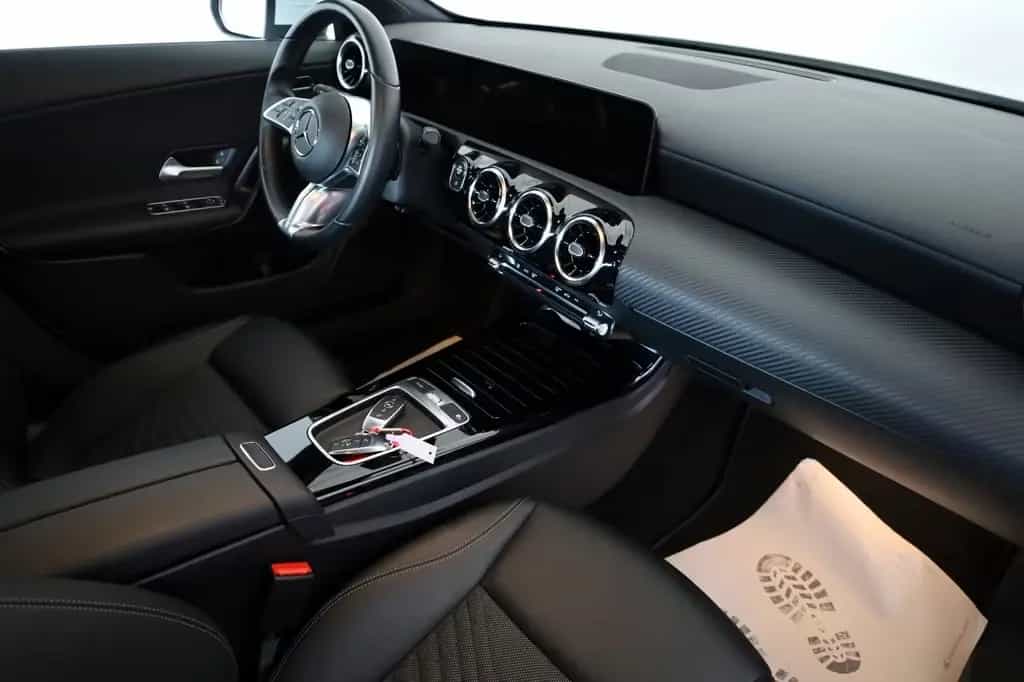 Mercedes-Benz CLA-Class d Coupè,T.Leder,Navi,Kamera,SH,Facelift! 09/2023-photo-3
