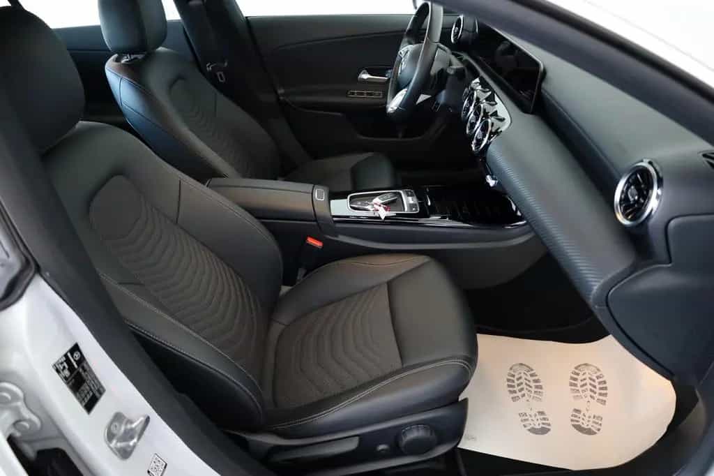 Mercedes-Benz CLA-Class d Coupè,T.Leder,Navi,Kamera,SH,Facelift! 09/2023-photo-4