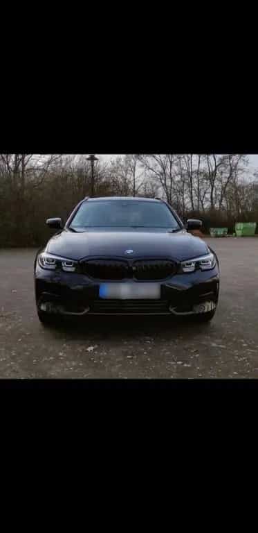 BMW 3 Series 320d Touring Sport Line Automatik Sport Line 01/2022-photo-3