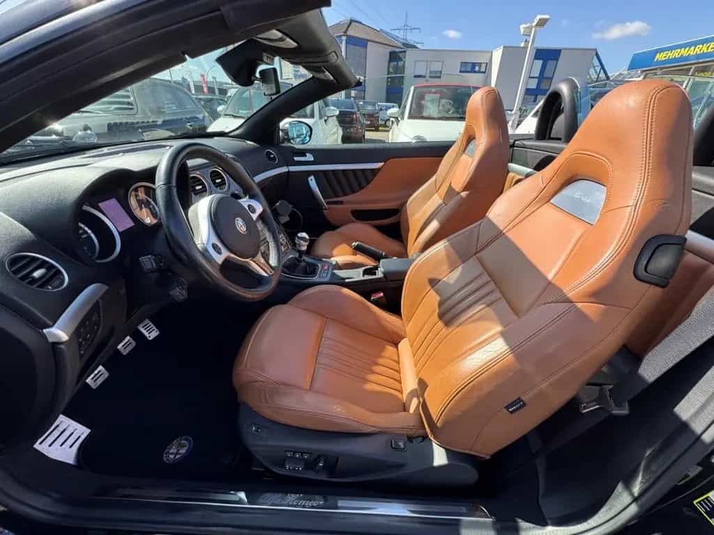 Alfa Romeo Spider 2.2 JTS+NAVI+LEDER+MEMORY+RAGAZZON+ 06/2009-photo-11