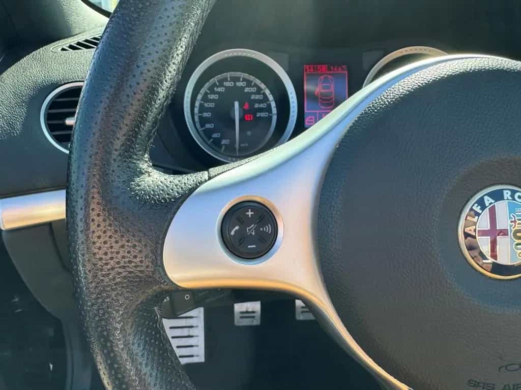 Alfa Romeo Spider 2.2 JTS+NAVI+LEDER+MEMORY+RAGAZZON+ 06/2009-photo-17