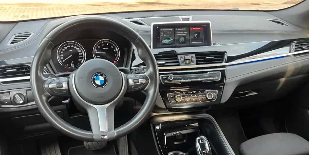 BMW X2 sDrive 20 i Advantage Plus 09/2020-photo-13
