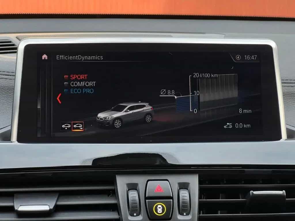 BMW X2 sDrive 20 i Advantage Plus 09/2020-photo-19