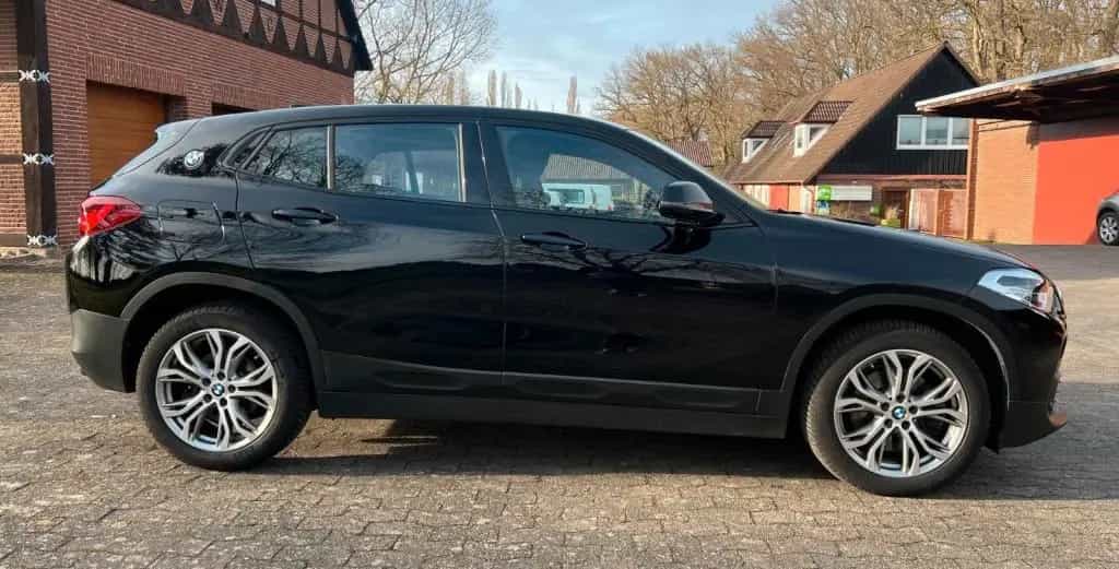 BMW X2 sDrive 20 i Advantage Plus 09/2020-photo-8