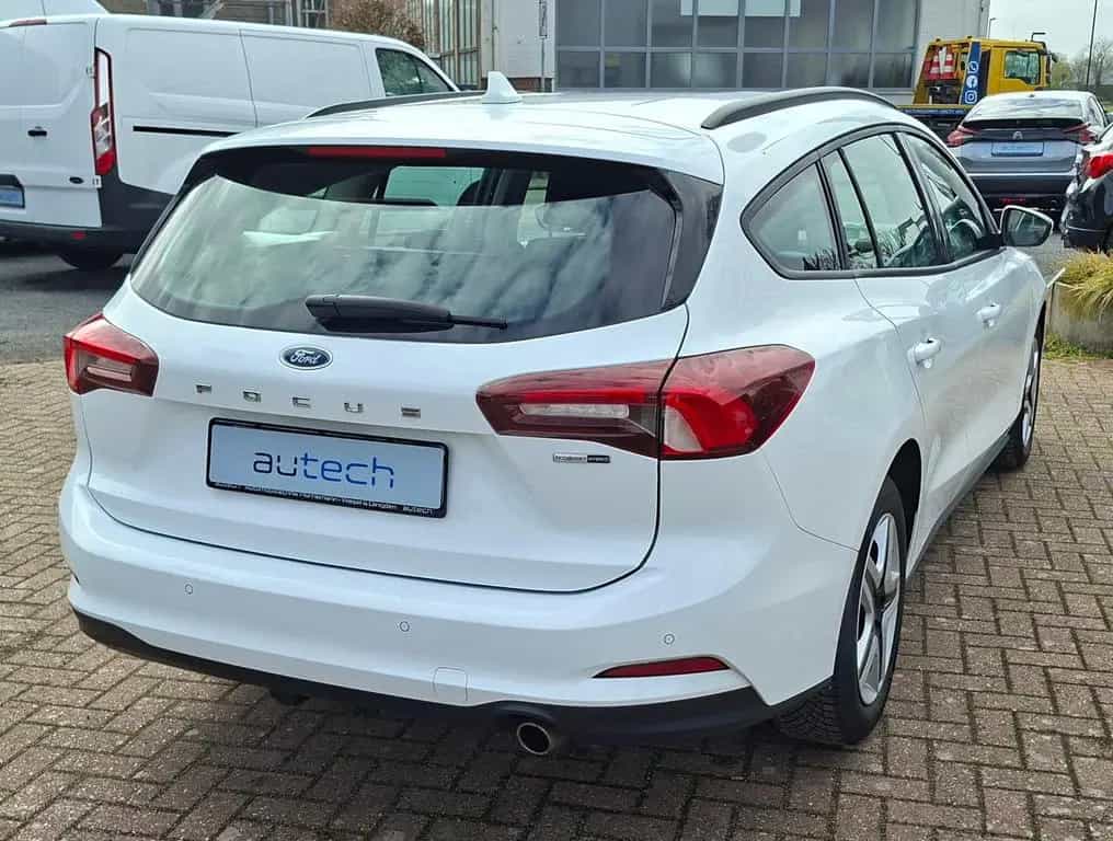 Ford Focus Turnier Cool & Connect/Autom./LED/DAB 11/2022-photo-4