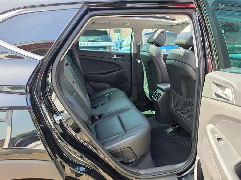 Hyundai TUCSON 1.6 Premium 4WD|Auto|Pano|Kamera|Leder|Bo 04/2017-photo-19