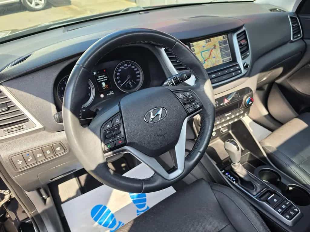 Hyundai TUCSON 1.6 Premium 4WD|Auto|Pano|Kamera|Leder|Bo 04/2017-photo-23