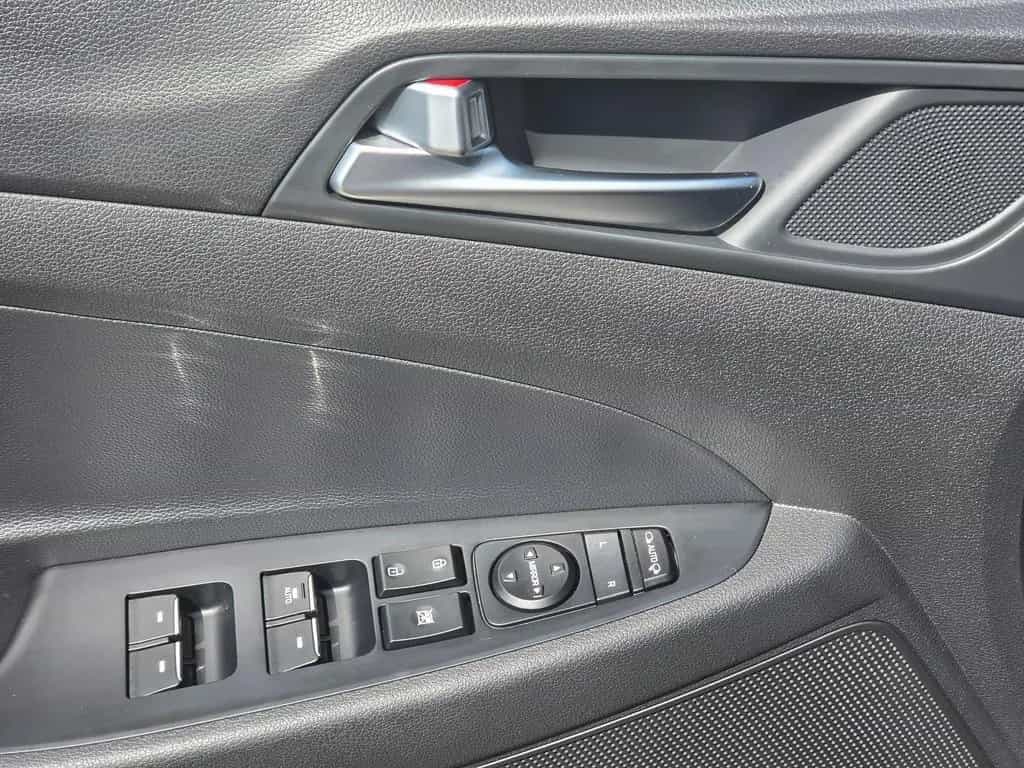 Hyundai TUCSON 1.6 Premium 4WD|Auto|Pano|Kamera|Leder|Bo 04/2017-photo-24