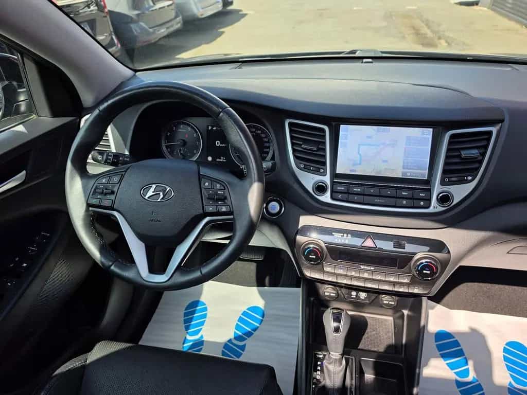 Hyundai TUCSON 1.6 Premium 4WD|Auto|Pano|Kamera|Leder|Bo 04/2017-photo-28