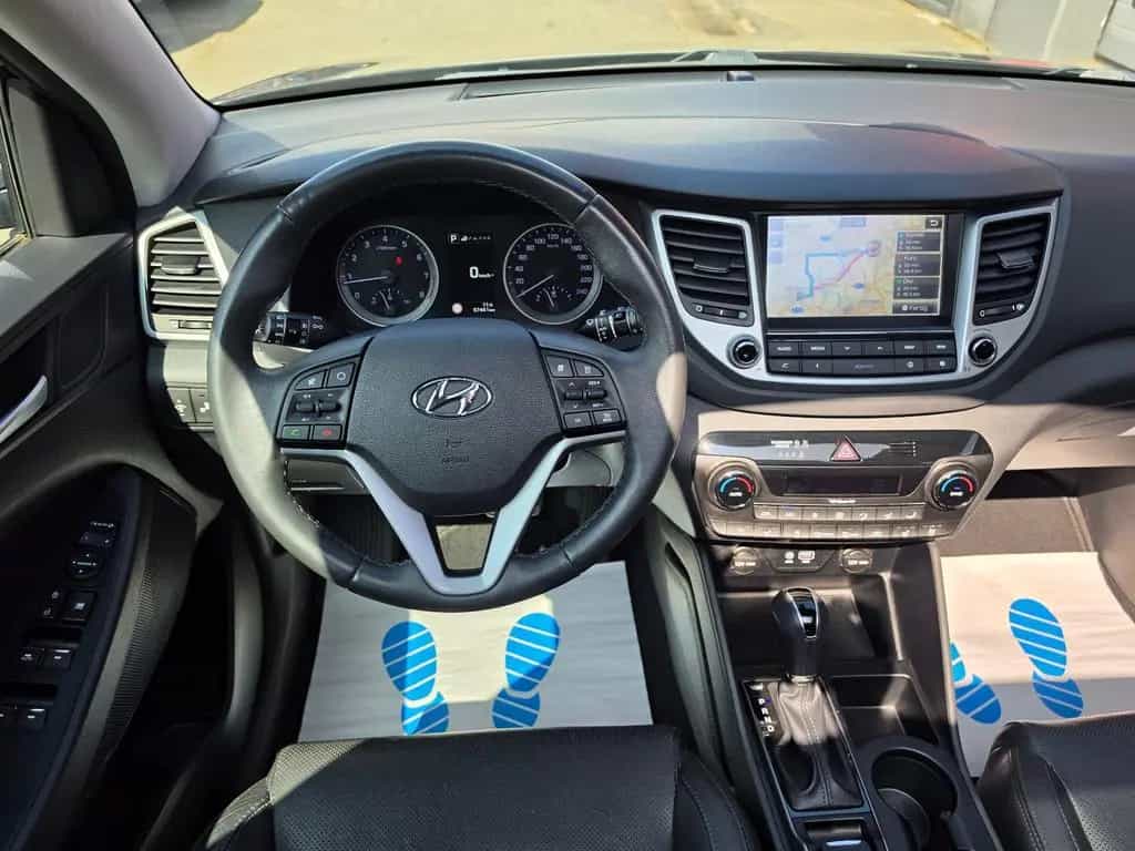 Hyundai TUCSON 1.6 Premium 4WD|Auto|Pano|Kamera|Leder|Bo 04/2017-photo-29