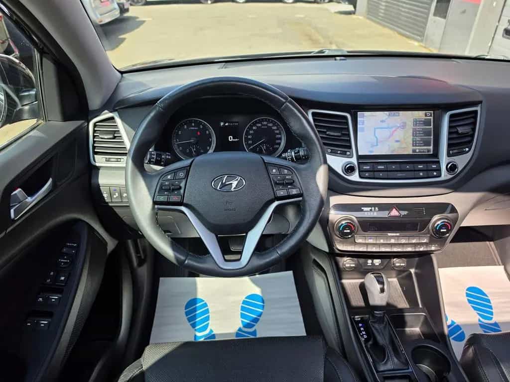 Hyundai TUCSON 1.6 Premium 4WD|Auto|Pano|Kamera|Leder|Bo 04/2017-photo-31