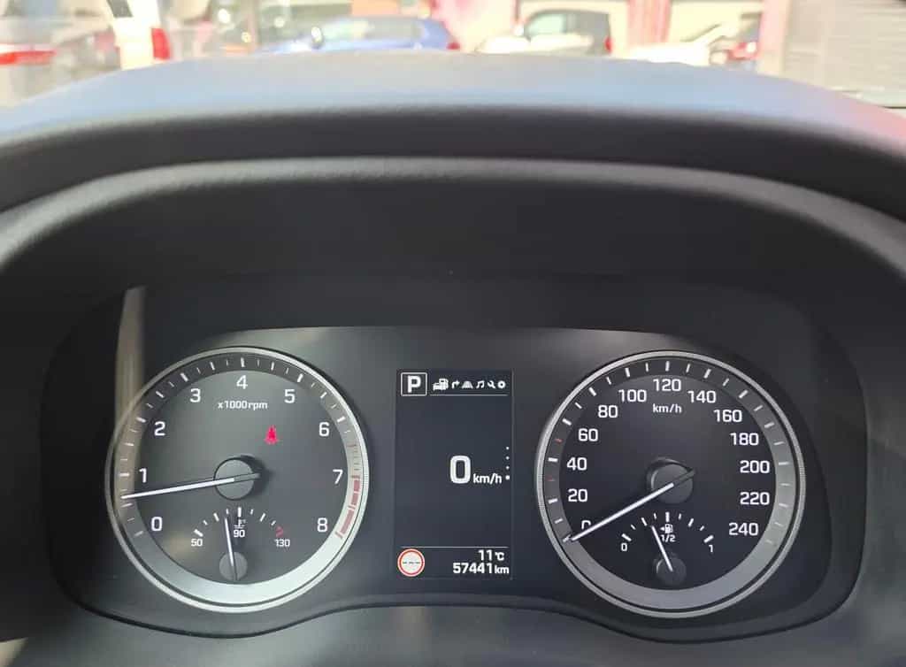 Hyundai TUCSON 1.6 Premium 4WD|Auto|Pano|Kamera|Leder|Bo 04/2017-photo-41