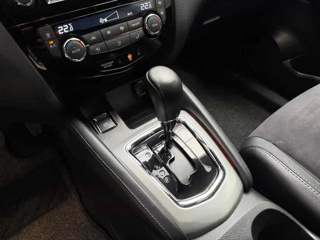 Nissan Qashqai 1.2 DIG-T N-Vision*NAVI*360*SPUR*SHZ*KEY 07/2017-photo-11