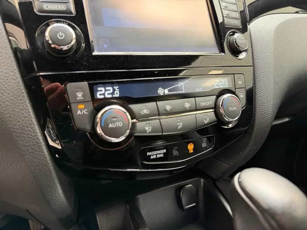 Nissan Qashqai 1.2 DIG-T N-Vision*NAVI*360*SPUR*SHZ*KEY 07/2017-photo-12