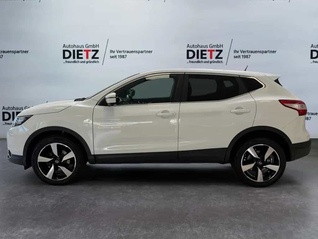 Nissan Qashqai 1.2 DIG-T N-Vision*NAVI*360*SPUR*SHZ*KEY 07/2017-photo-5