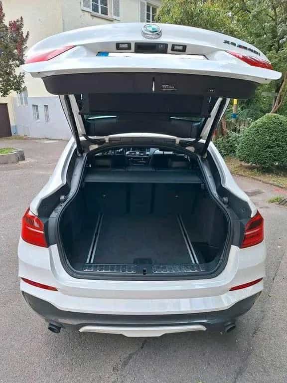 BMW X4 M40i 03/2018-photo-6