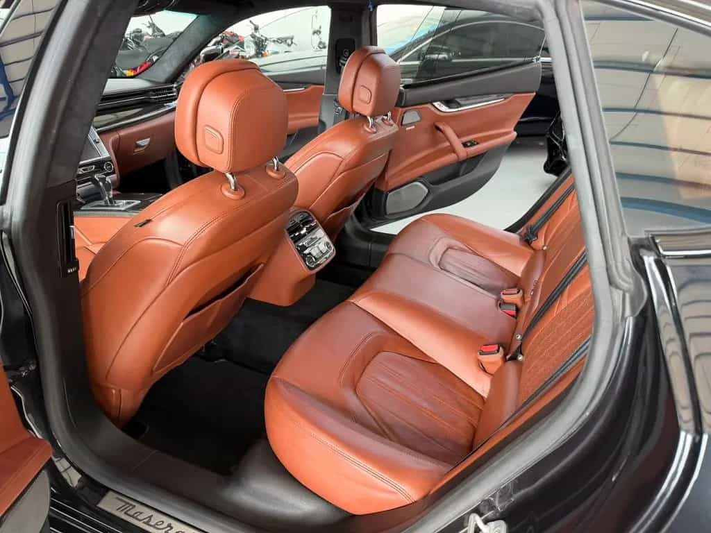 Maserati Quattroporte 3.8 V8 GTS Automatik*Sehr Gepflegt* 07/2014-photo-42