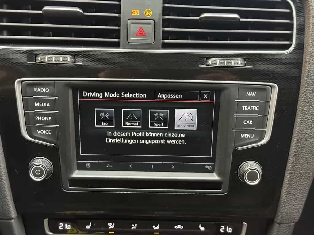 Volkswagen Golf VII Lim. GTI BMT 12/2016-photo-23