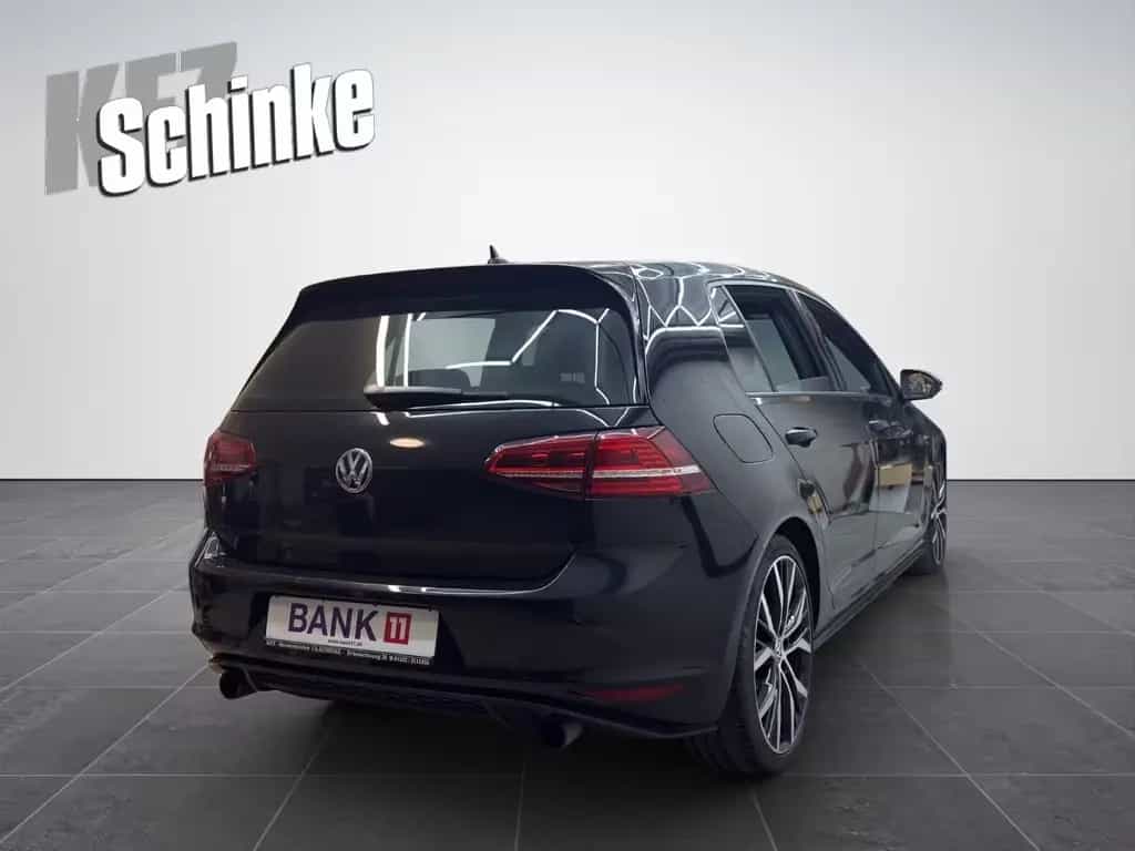 Volkswagen Golf VII Lim. GTI BMT 12/2016-photo-3