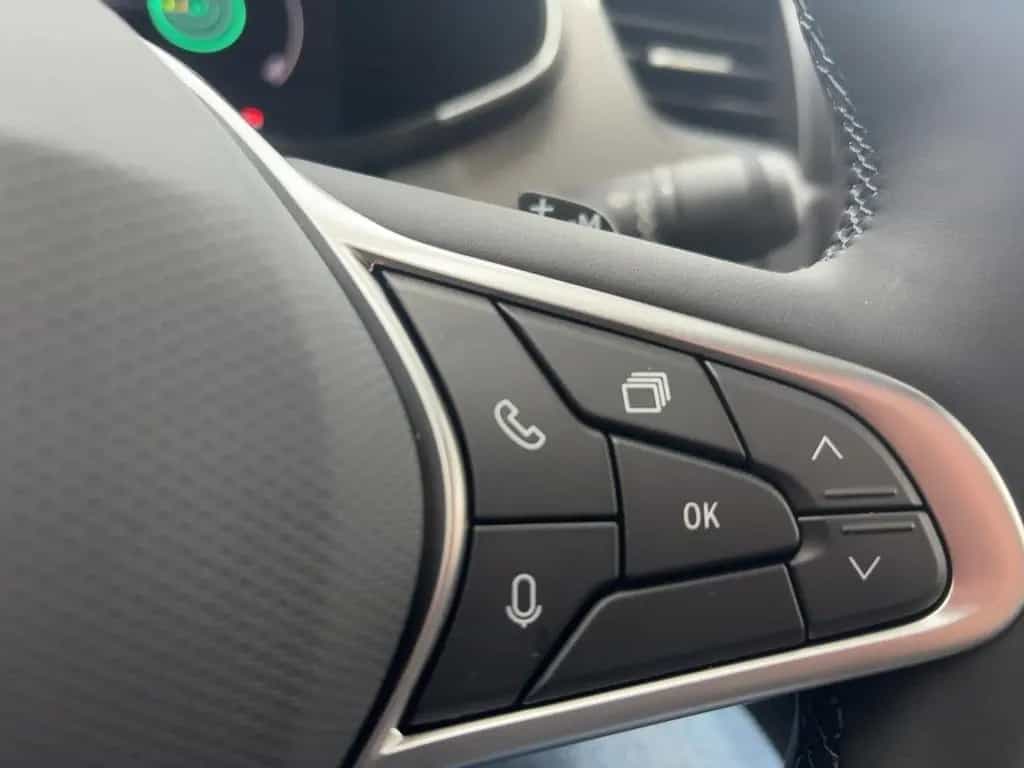 Renault Arkana Techno Mild Hybrid 140 EDC Klimaautomatik 03/2026-photo-31