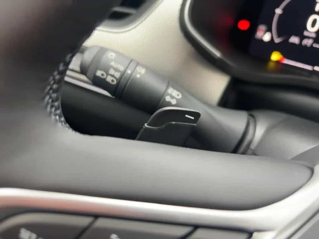 Renault Arkana Techno Mild Hybrid 140 EDC Klimaautomatik 03/2026-photo-32