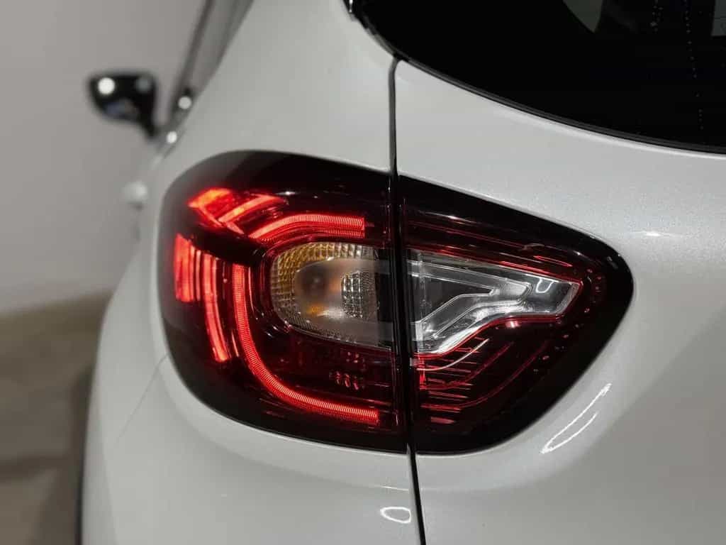 Renault Captur 1.2 TCe 120 BOSE Edition ENERGY 05/2018-photo-10