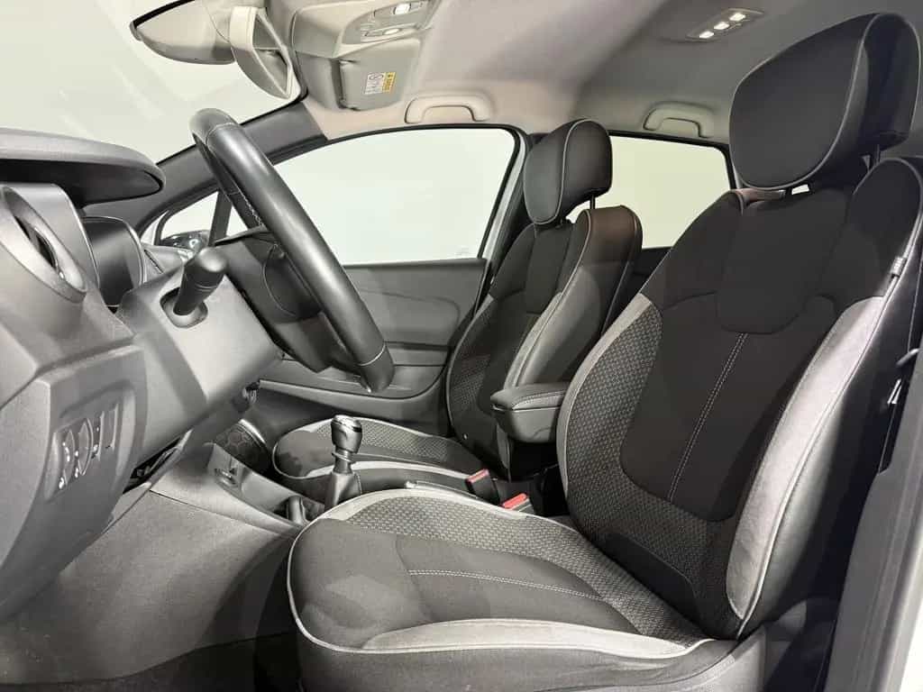 Renault Captur 1.2 TCe 120 BOSE Edition ENERGY 05/2018-photo-16