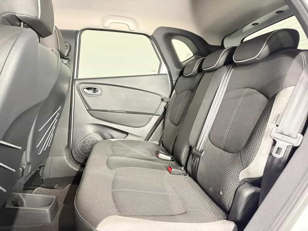 Renault Captur 1.2 TCe 120 BOSE Edition ENERGY 05/2018-photo-27