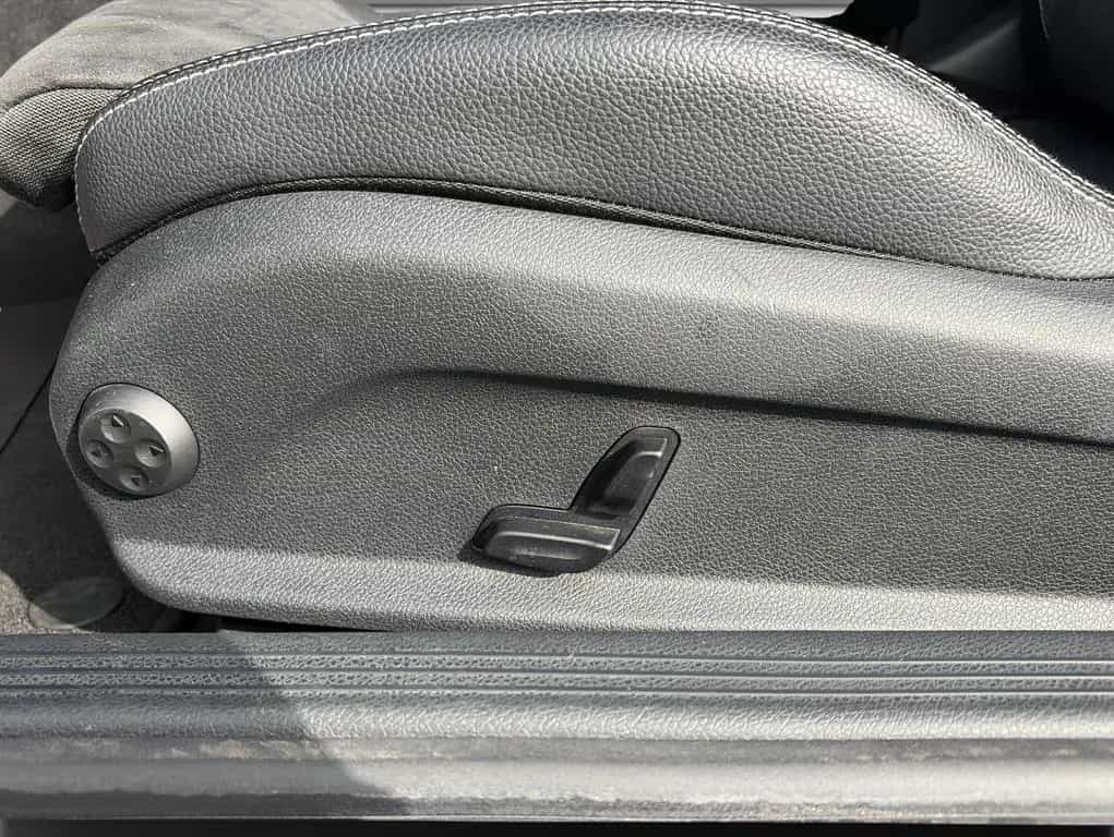 Mercedes-Benz C-Class 180 Coupe Pano*LED*Touchpad*Keyless 01/2016-photo-26