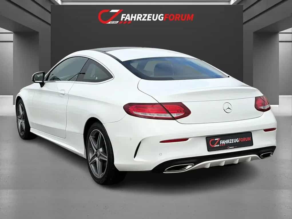 Mercedes-Benz C-Class 180 Coupe Pano*LED*Touchpad*Keyless 01/2016-photo-3