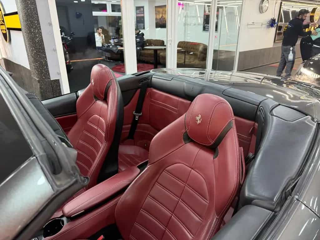 Ferrari California 3.9 V8 T 4-Sitzer/TOP/SERVICE /CARBON 02/2015-photo-11