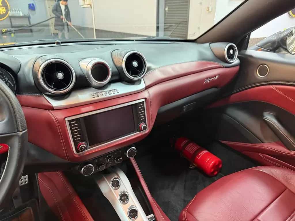 Ferrari California 3.9 V8 T 4-Sitzer/TOP/SERVICE /CARBON 02/2015-photo-12