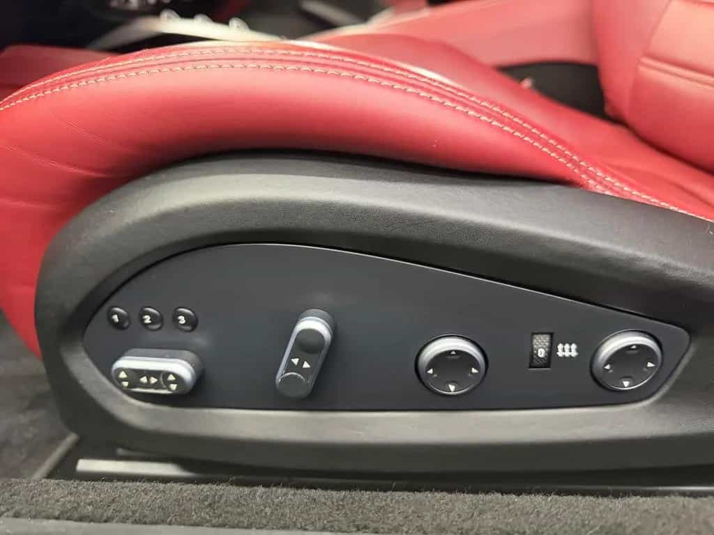 Ferrari California 3.9 V8 T 4-Sitzer/TOP/SERVICE /CARBON 02/2015-photo-13