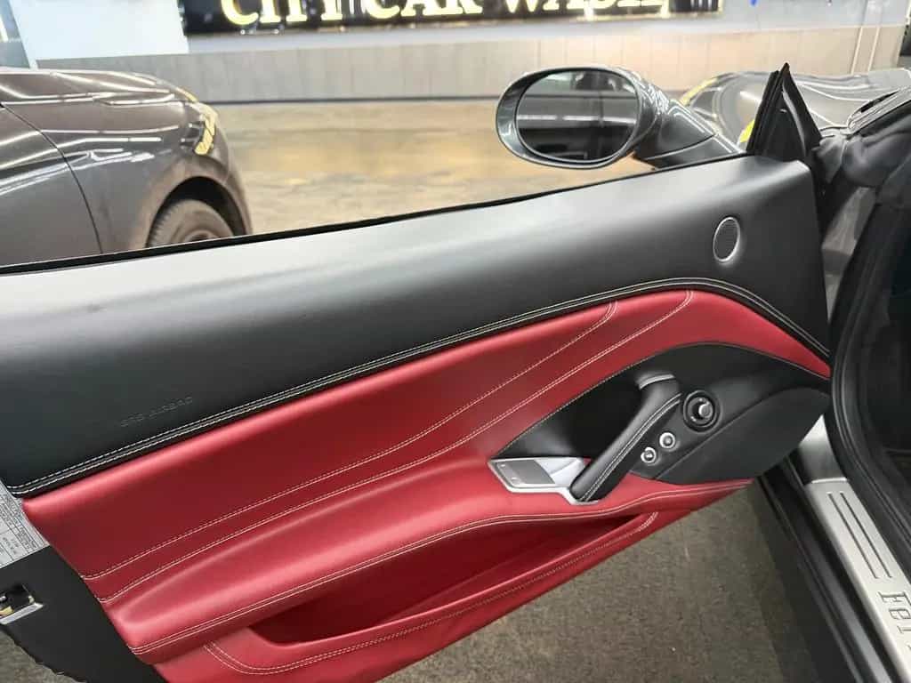 Ferrari California 3.9 V8 T 4-Sitzer/TOP/SERVICE /CARBON 02/2015-photo-17